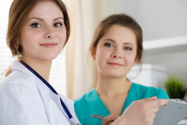 The DOs and Don'ts of Getting Accepted Into an LPN-RN Program